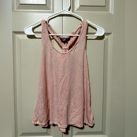 ⭐️ 2/$8 - Women’s Tank ⭐️ - Picture 1 of 8